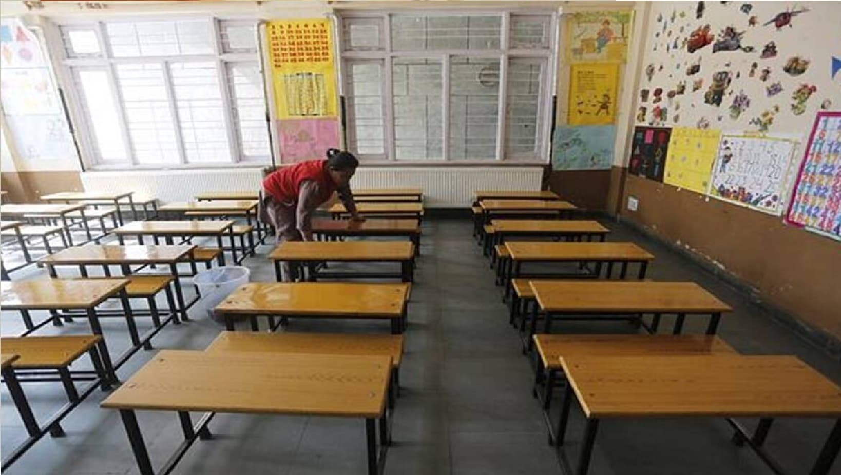 नोएडा : निजी स्कूलों के फीस बढ़ाने पर प्रशासन ने लगायी रोक, पैरेंट्स वेलफेयर सोसायटी ने कहा- ''लॉलीपॉप क्यों दे रहे हैं?''