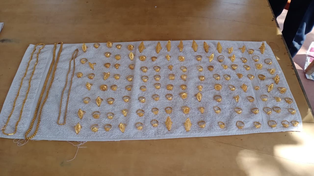 Jharkhand Crime News : दिल्ली से करोड़ों के जेवरात चोरी, झारखंड के गिरिडीह से जुड़ें हैं तार, पढ़ें पूरा मामला