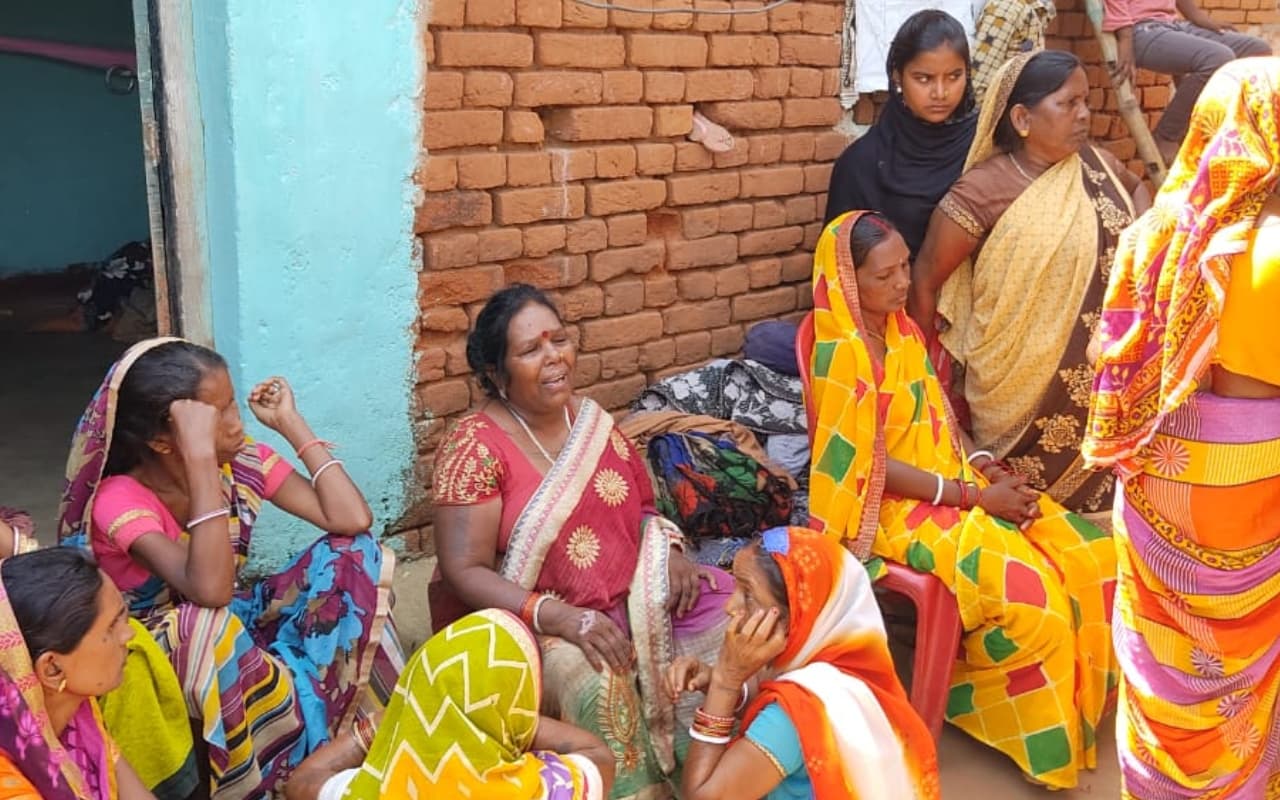 झारखंड : शादी के एक दिन पहले दूल्हे ने की आत्महत्या, खुद पसंद की थी लड़की