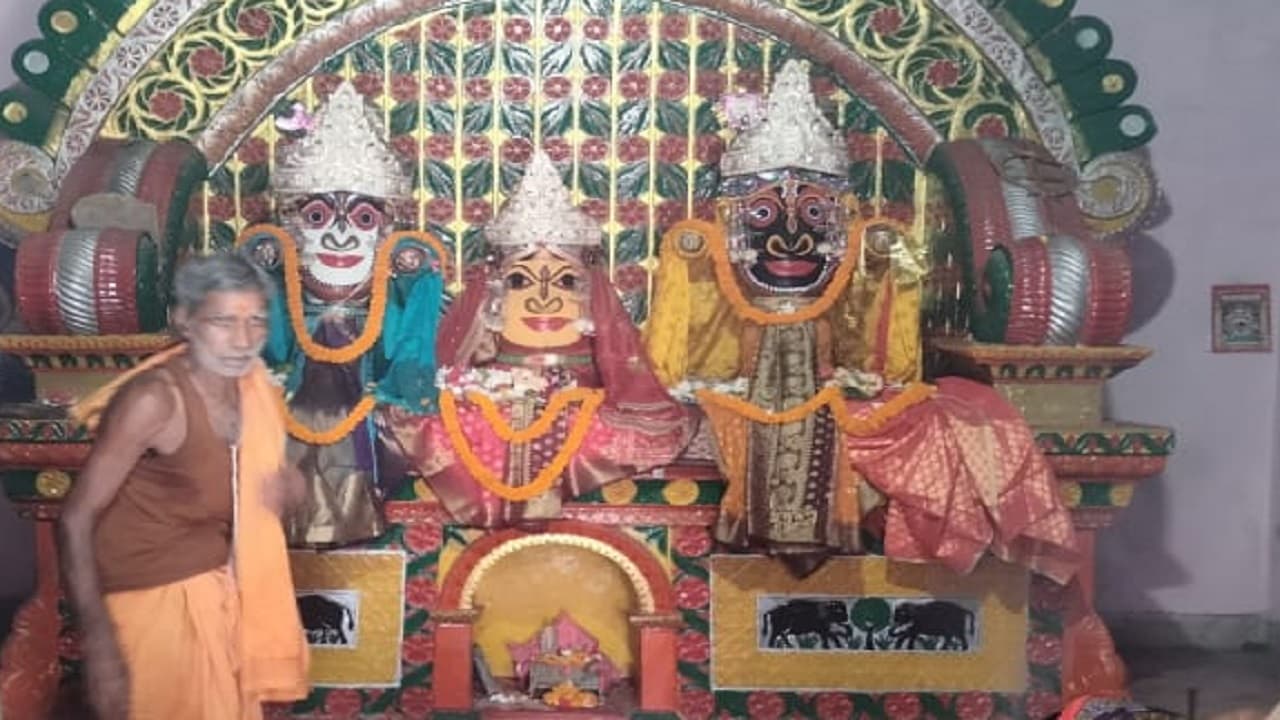 Deva Snana Purnima 2022: देव स्नान पूर्णिमा पर स्नान करते बीमार पड़े भगवान जगन्नाथ, 29 जून को देंगे दर्शन