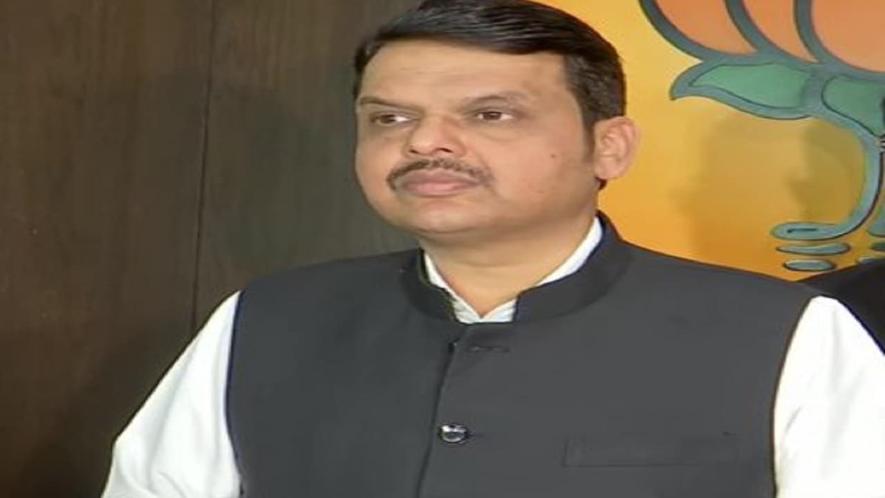 Maharashtra Cabinet Expansion: सीएम एकनाथ शिंदे ने अपने पास रखा ये विभाग, फडणवीस को गृह और वित्त मंत्रालय