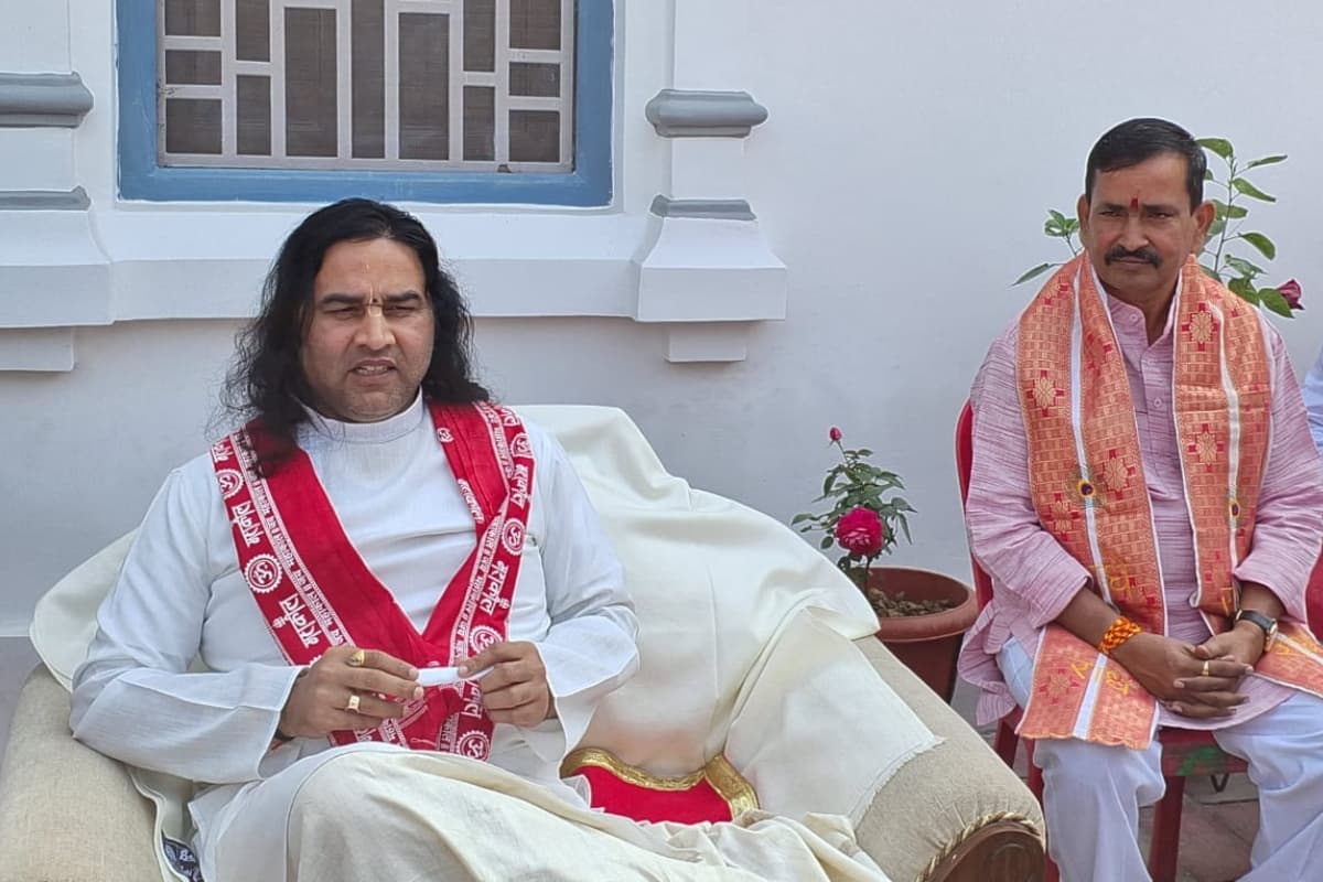 झारखंड: पलामू में बोले कथावाचक देवकीनंदन ठाकुर, रामलला के बाद मथुरा में कृष्ण मंदिर को लेकर उठाएंगे बड़ा कदम