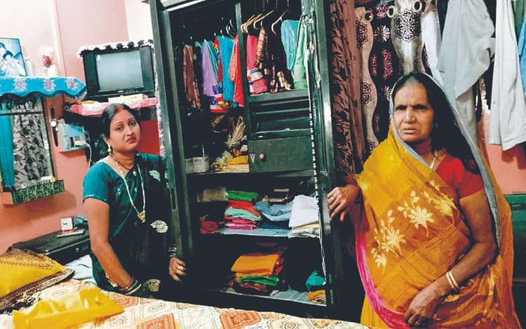 धनबाद के सुदामडीह व सिंदरी में 45 लाख की चोरी, चोरों के एक ही दल ने घटना को दिया अंजाम