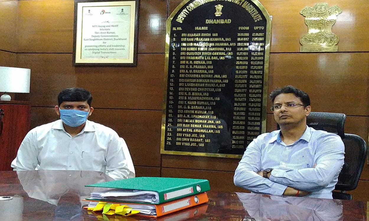 धनबाद के नये डीसी उमाशंकर सिंह ने लिया प्रभार, कहा- कोरोना की रोकथाम के लिए हर संभव उठाएंगे कदम