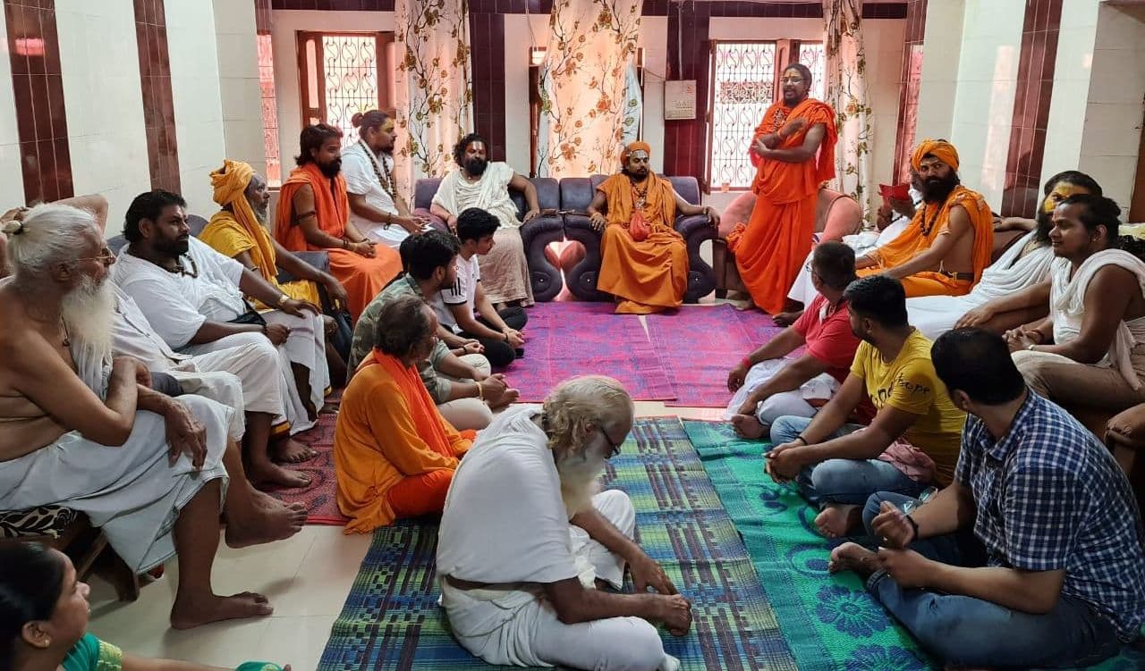 देशभर में पत्‍थरबाजी पर काशी धर्म परिषद का ऐलान- 16 निंदा प्रस्‍तावों के साथ हिंसा का करेंगे विरोध