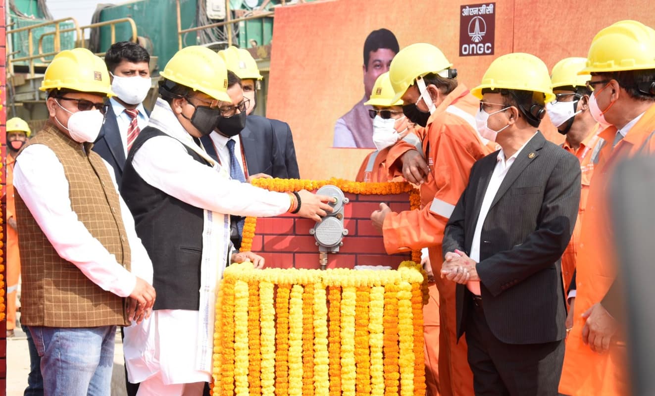 विश्व के तेल एवं गैस के नक्शे पर आया बंगाल, धर्मेंद्र प्रधान ने 8वां हाइड्रोकार्बन उत्पादक ‘बंगाल बेसिन’ राष्ट्र को समर्पित किया