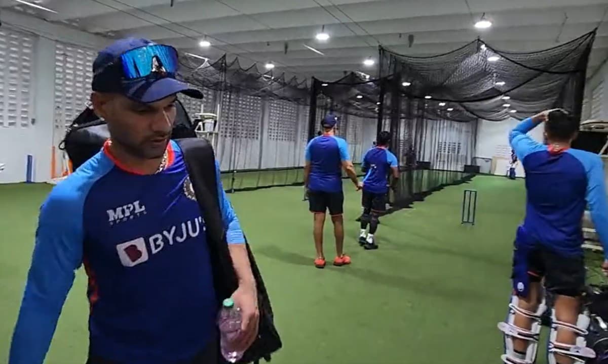 WI vs IND: टीम इंडिया के खिलाड़ियों ने बारिश के कारण किया इंडोर अभ्यास, पहला वनडे मुकाबला 22 को