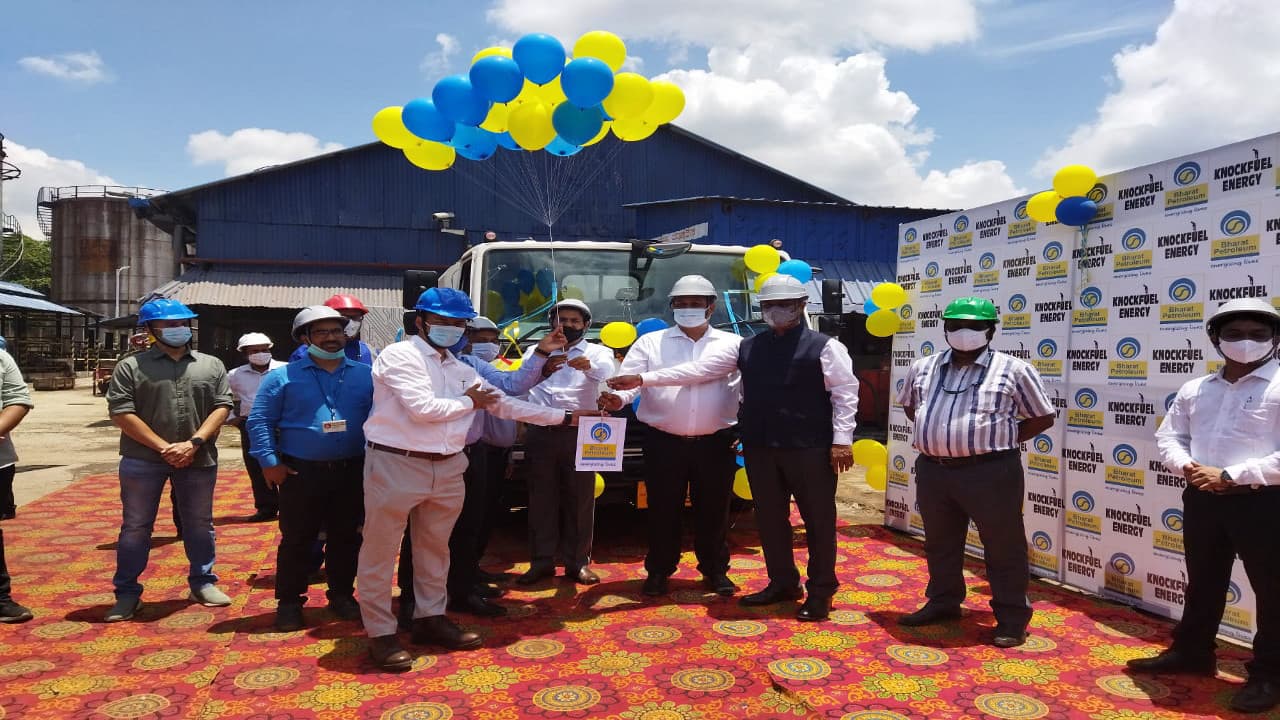 घर बैठे मंगा सकते हैं डीजल, कोल्हान के दो जिले में शुरू हुआ डोर स्टेप डीजल डिलिवरी की व्यवस्था