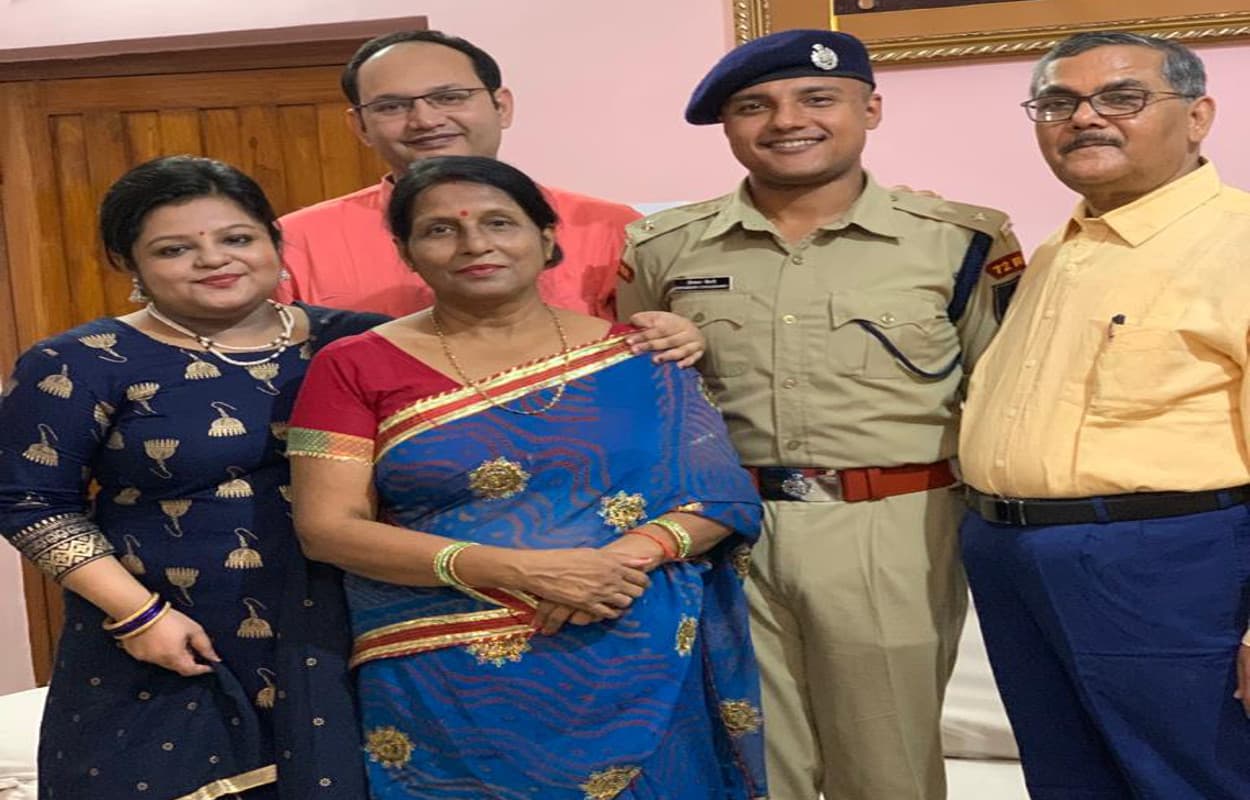 UPSC 2019 Result : 42वां रैंक प्राप्त दीपांकर चौधरी ने कहा -  प्रेरणा और शिक्षा सभी से लें, लेकिन सफलता की यूनिक होनी चाहिए कहानी