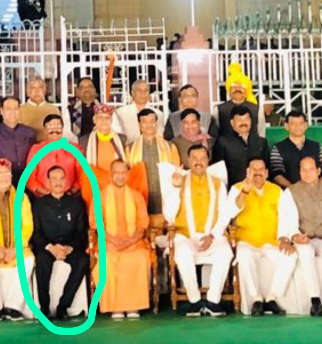 UP Election 2022: CM योगी और डिप्टी CM केशव प्रसाद के मुकाबले डिप्टी CM दिनेश शर्मा की छोटी कुर्सी पर उठे सवाल