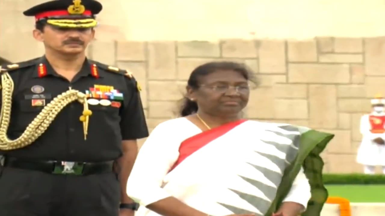 भारत की पहली महिला आदिवासी राष्ट्रपति द्रौपदी मुर्मू के जीवन की 4 कहानियां करेंगी प्रेरित