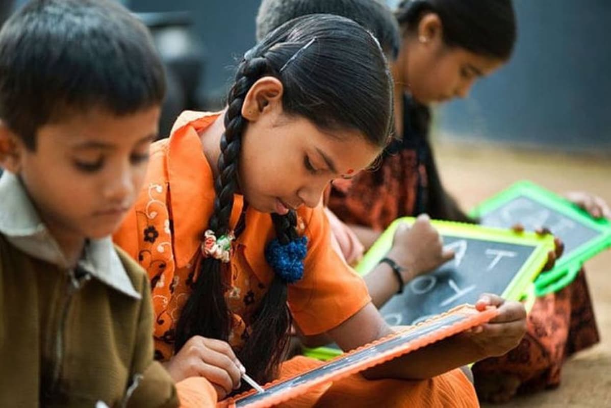 ड्रॉपआउट रोकने में पश्चिम बंगाल नंबर वन, तृणमूल कांग्रेस का दावा