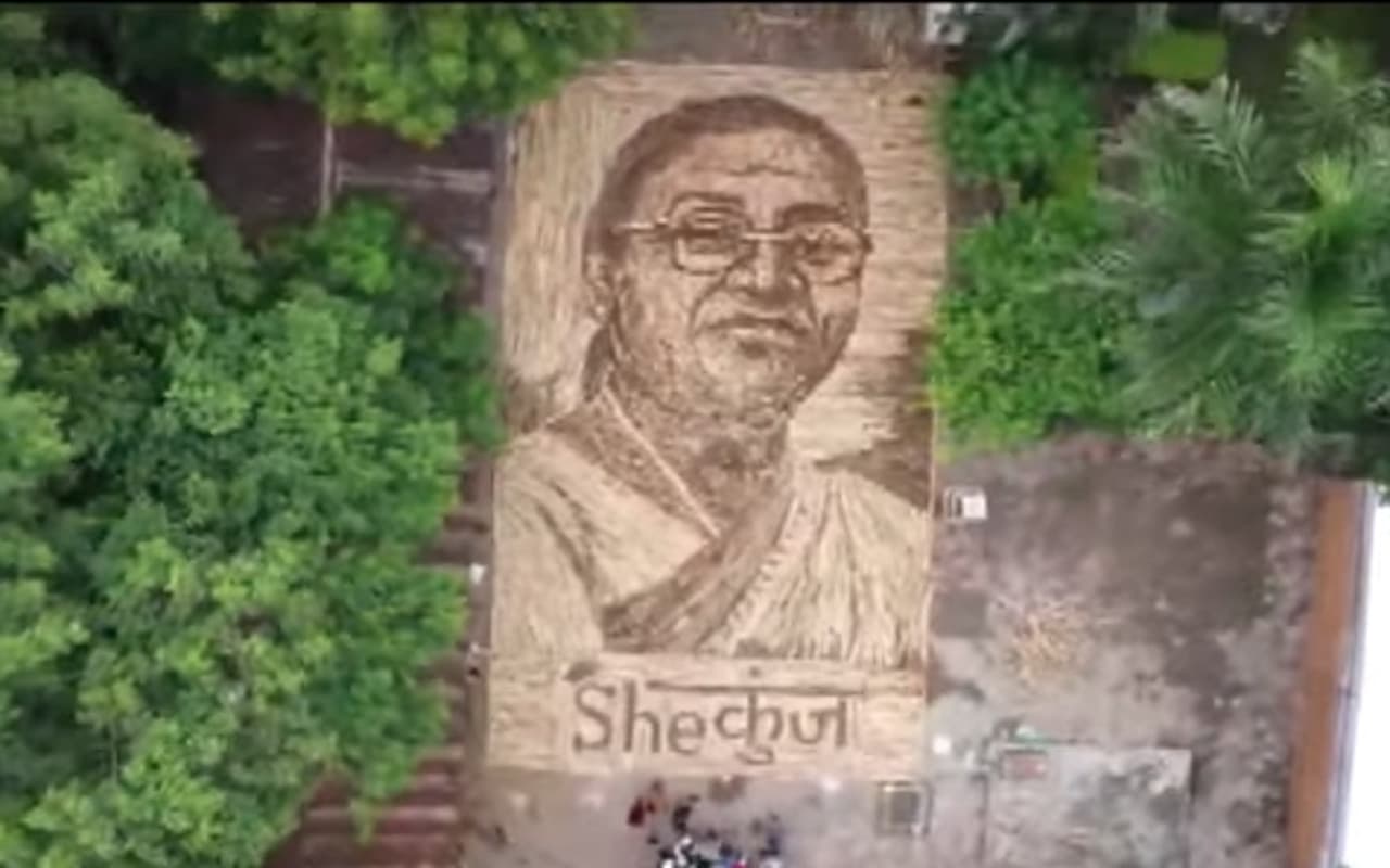 इंदौर के कलाकारों ने लकड़ी के स्क्रैप से बनाया राष्ट्रपति द्रौपदी मुर्मू का Portrait, जानें कैसे आया Idea