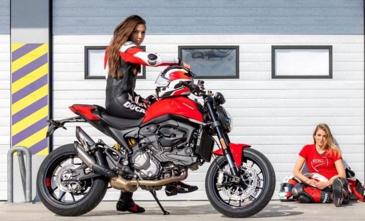 Ducati Monster सुपरबाइक की बुकिंग लॉन्च से पहले शुरू, जानें डीटेल
