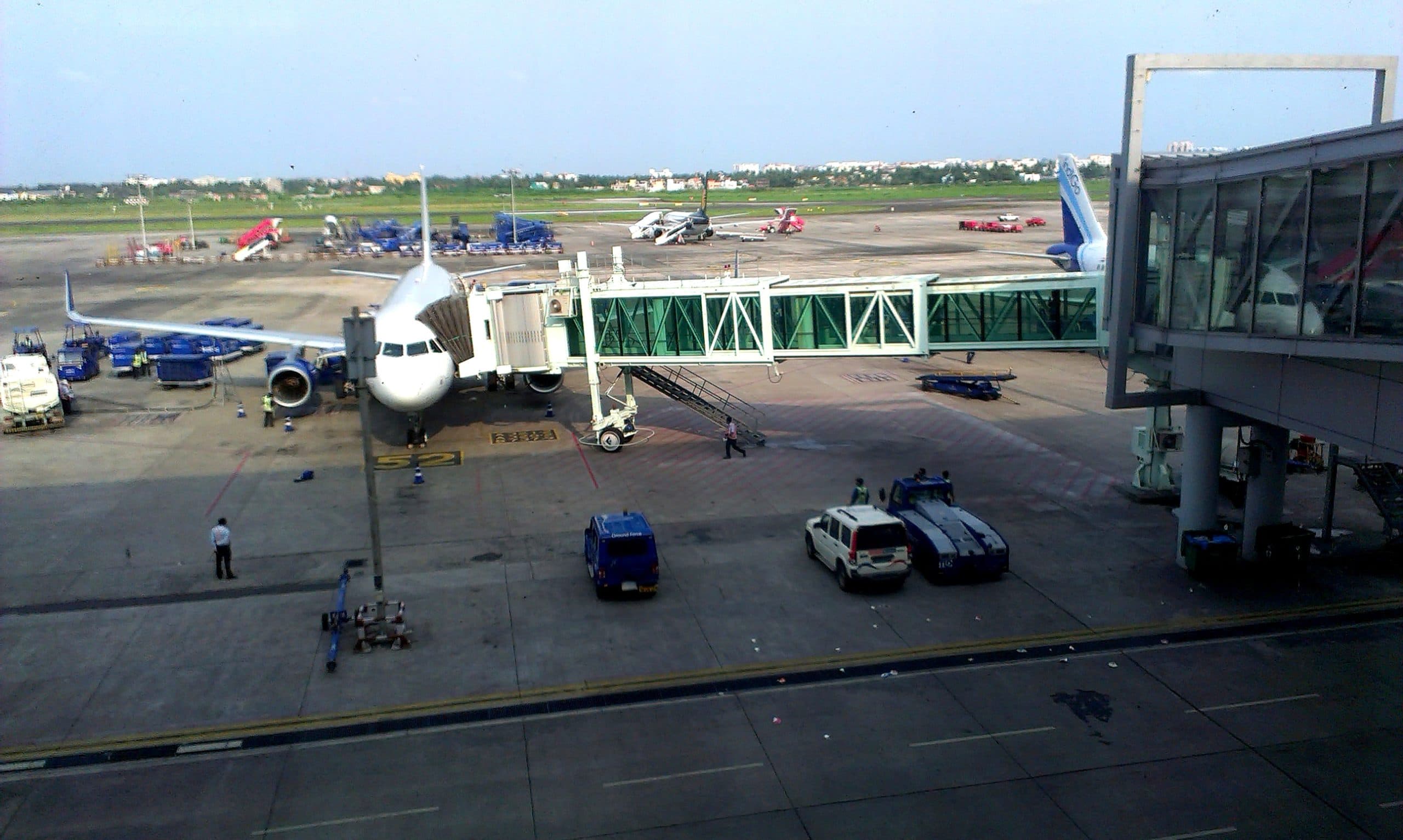 ट्रैवल एजेंटों की बंगाल सरकार से अपील : कोलकाता की उड़ानों पर प्रतिबंध हटायें