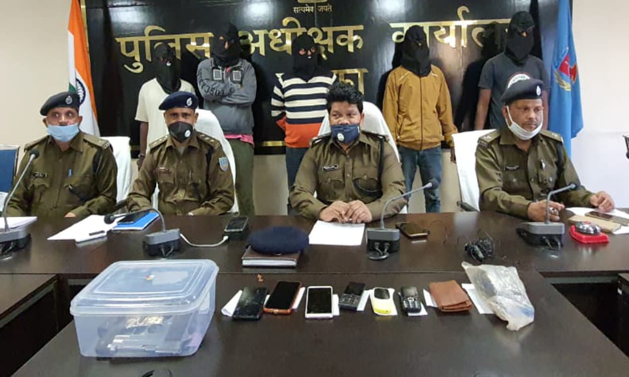 पत्थर कारोबारी से रंगदारी मामला : कभी शिकारीपाड़ा थाना का मुखबिर था आरोपी मुन्ना राय व उमेश सिंह