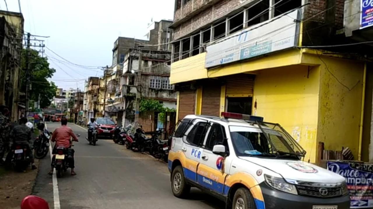 देवघर : शहर में बदमाशों के हौसले बुलंद, कहीं छिनतई तो कहीं हुई गाड़ी चोरी