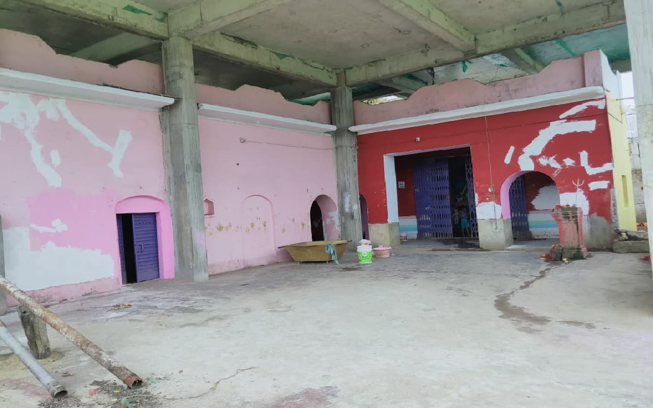 Jharkhand: झुमरीतिलैया के गुमो में 251 वर्षों से हो रही है दुर्गा पूजा, नवरात्र में हर दिन होती है बलि