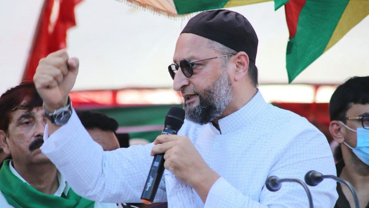 Asaduddin Owaisi ने कहा, UP में हर समाज और बिरादरी की तरह  मुस्लिमों की भी एक आजाद सियासी आवाज हो