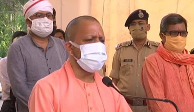 12 साल तक के बच्चों के अभिभावकों को सबसे पहले लगेगा टीक, UP की योगी सरकार ने की घोषणा