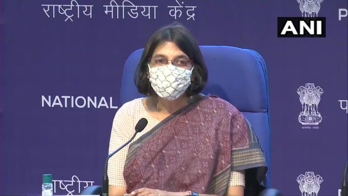 वैक्सीन की दूसरी डोज लेने वालों को दें प्राथमिकता, जानें केंद्र सरकार ने राज्यों को और क्या दिये निर्देश