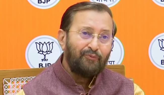 कमलनाथ के बयान पर बीजेपी का पलटवार, जावडेकर ने सोनिया गांधी से मांगा जवाब, पूछा- नकारात्मक राजनीति क्यों कर रही कांग्रेस?