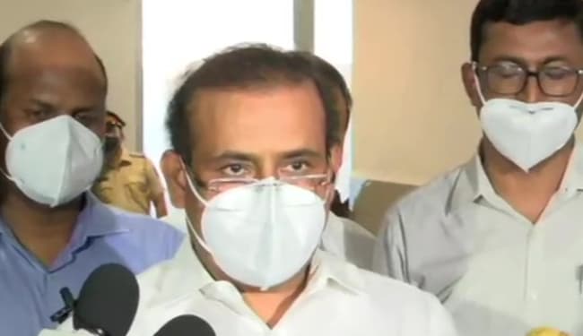 महाराष्ट्र में 18 से 44 आयु वर्ग के लोगों के लिए वैक्सीनेशन स्थगित, 20 मई के बाद अभियान शुरू होने की उम्मीद