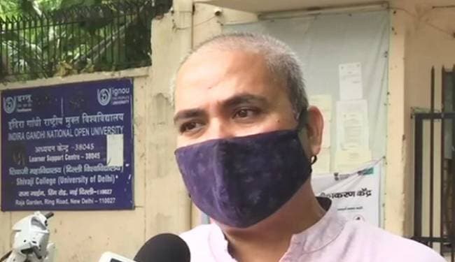 डीयू के तीन दर्जन शिक्षकों की कोरोना संक्रमण से मौत, मृत शिक्षकों के परिवार के एक सदस्य को मिले नौकरी : DUTA