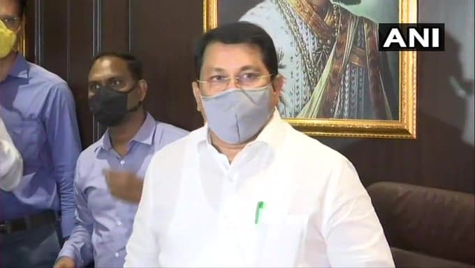 पांच चरणों में अनलॉक होगा महाराष्ट्र, सरकार ने रद्द की 10वीं और 12वीं की बोर्ड परीक्षा