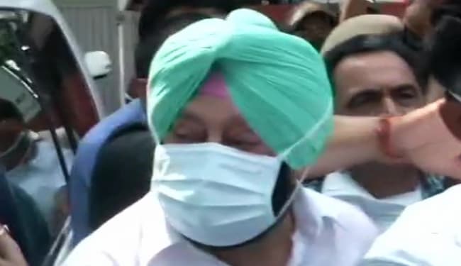 पंजाब कांग्रेस में घमसान : तीन सदस्यीय कमेटी से मिले मुख्यमंत्री कैप्टन अमरिंदर सिंह, कहा...