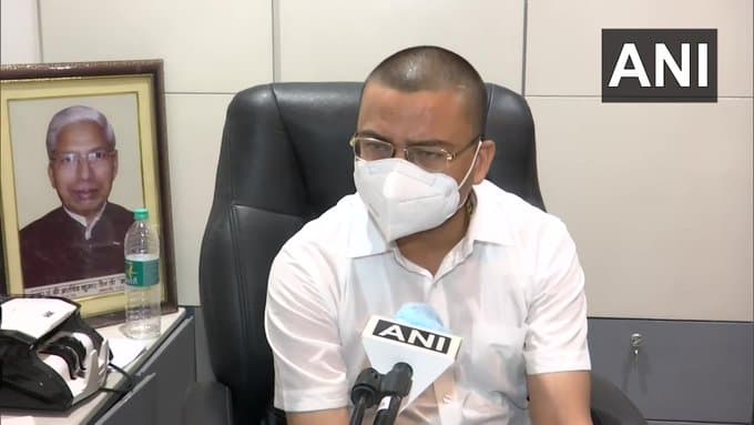 मॉक ड्रिल के दौरान आगरा में 22 मरीजों की मौत की खबर गलत, सोशल मीडिया पर अस्पताल कर्मियों का वीडियो वायरल, डॉ अरिजंय ने दी सफाई