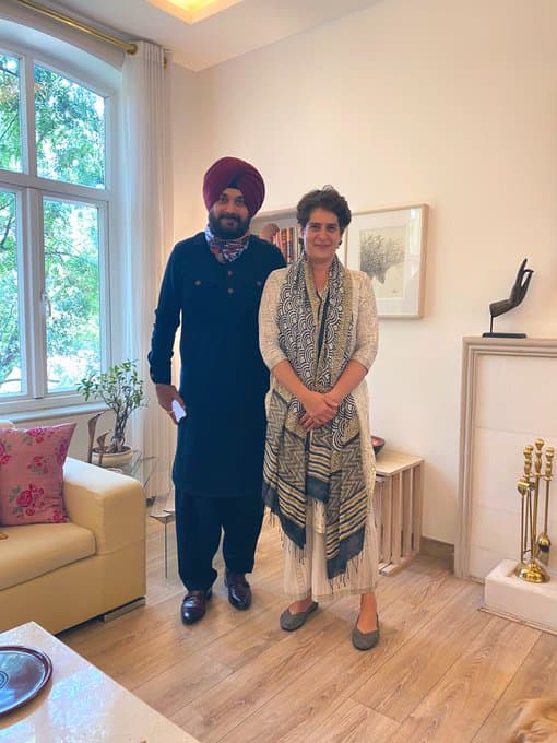 प्रियंका से मुलाकात के बाद राहुल गांधी से मिलने पहुंचे नवजोत सिंह सिद्धू , मिलेगी बड़ी जिम्मेदारी