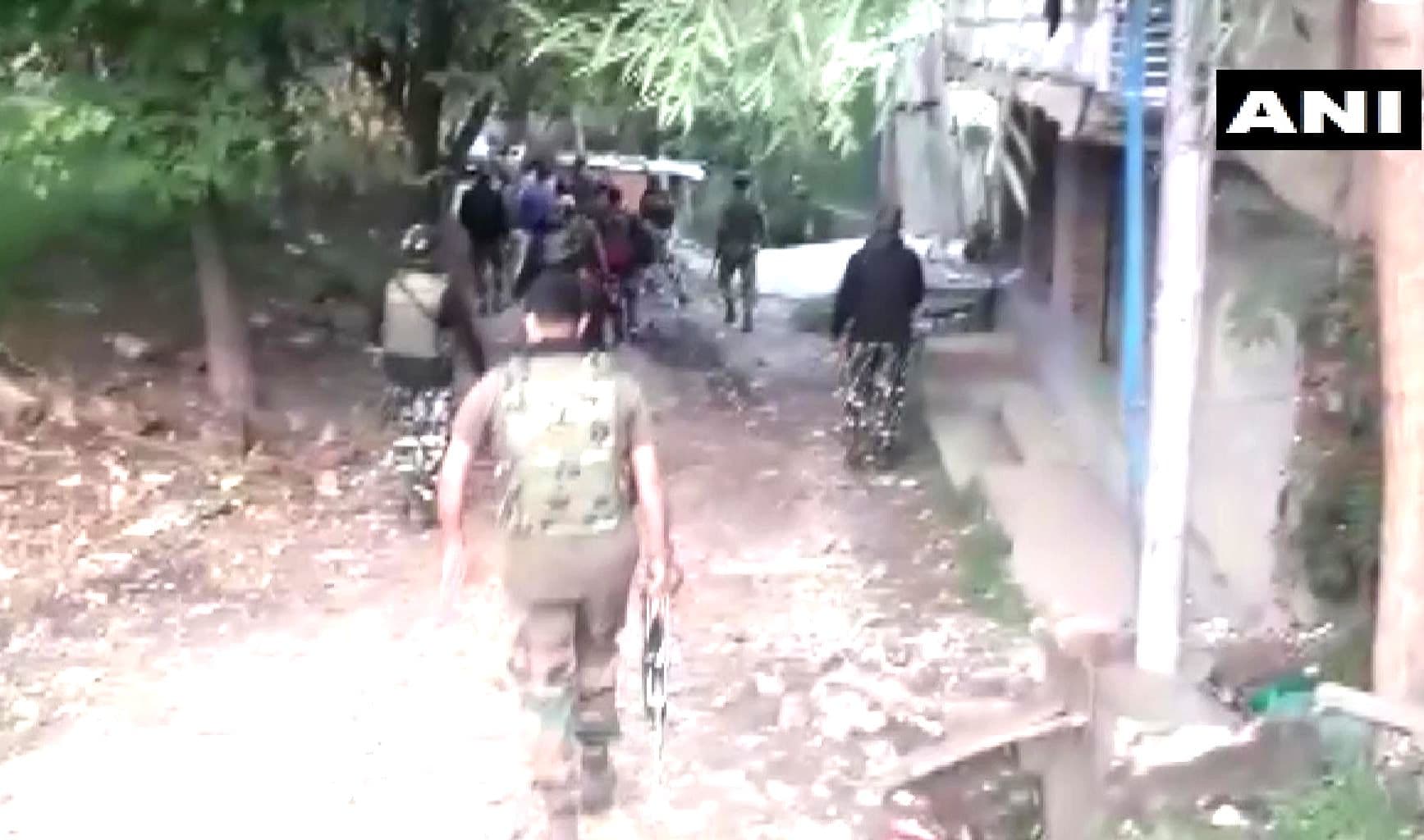 जम्मू-कश्मीर टेरर फंडिंग मामले में NIA की छापेमारी, जब्त किये कई अहम डॉक्यूमेंट और डिजिटल उपकरण
