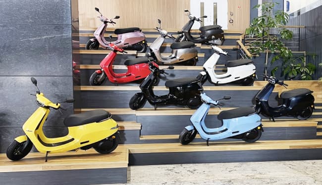 Ola Electric के Ola S1 और Ola S1 Pro स्कूटर की पहली बिक्री आज से शुरू, जानें कितनी है कीमत?