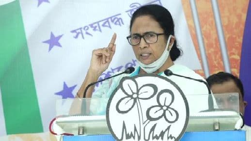 ममता बनर्जी ने कहा- भाजपा सरकार अमानवीय है, लोगों से प्यार नहीं करती, जानें अभिषेक ने ईडी के समन पर क्या कहा