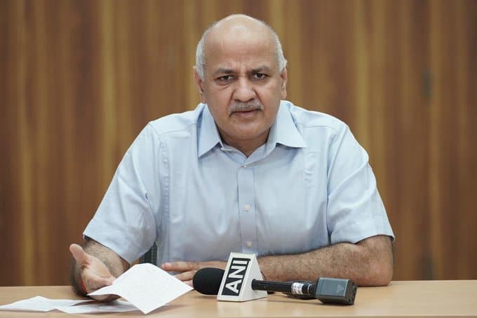 पीएम मोदी ने 15 लोगों की लिस्ट सीबीआई को देकर झूठे मुकदमे में फंसाने को कहा, सिसोदिया का बीजेपी पर बड़ा आरोप