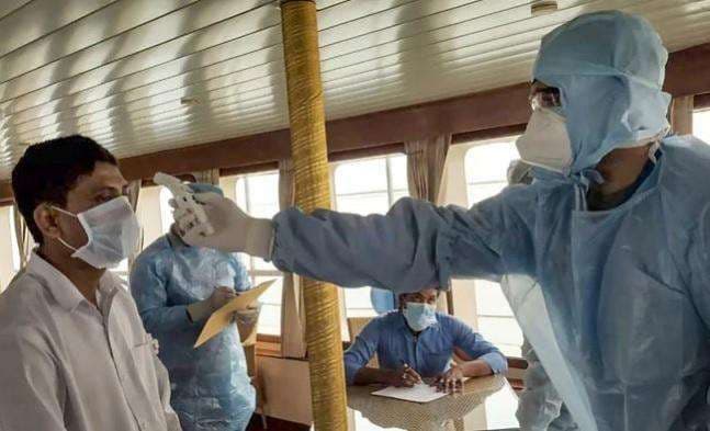 74 दिन बाद एक दिन में सबसे कम कोरोना के 60,753 नये मामले आये, 1647 लोगों की मौत