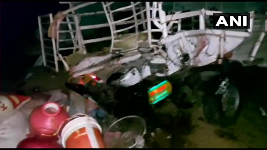 लॉकडाउन में किसी तरह घर पहुंचने की बेताबी, मगर सड़क हादसे ने छीन लीं कई जिंदगियां