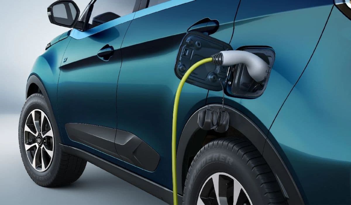 EV Charging के लिए Hyundai ने मिलाया Tata Power से हाथ, देशभर में लगाएगी इतने फास्ट चार्जिंग स्टेशन