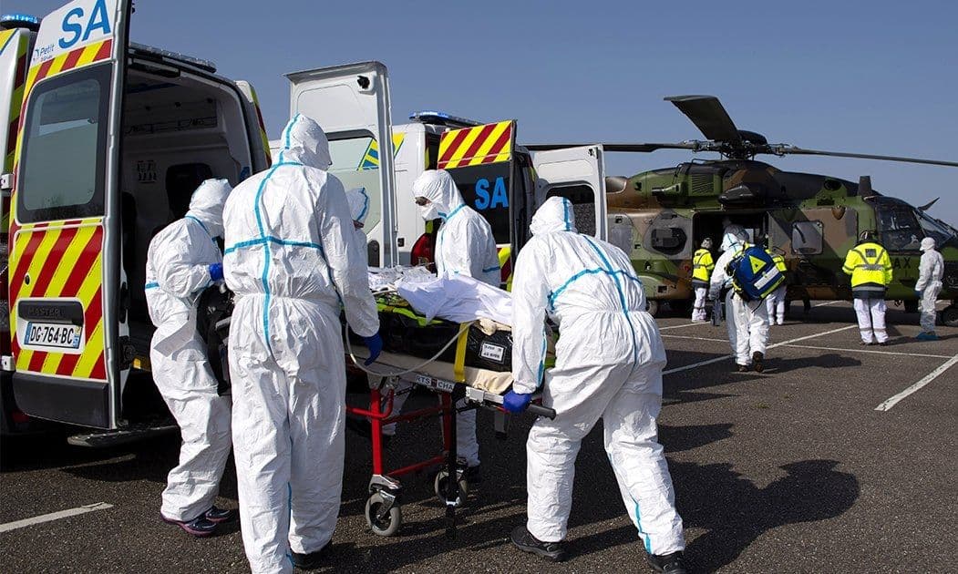 कोरोना थर्ड वेव को लेकर संशय, IIT के वैज्ञानिक का दावा नहीं होगा खतरनाक, एक्सपर्ट पैनल का कुछ और ही है कहना