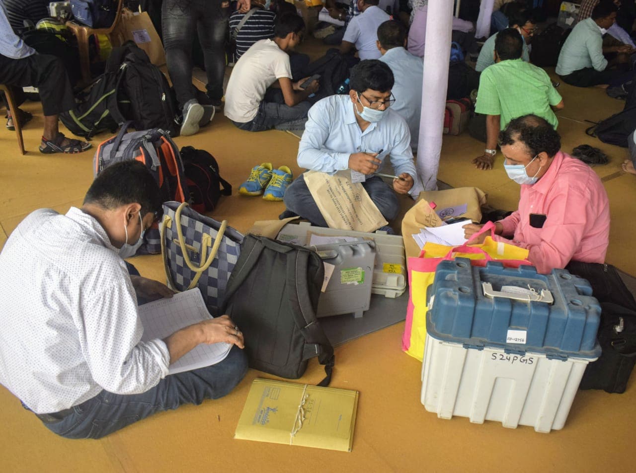 हावड़ा में 10 जगह होगी मतगणना, त्रिस्तरीय सुरक्षा में इवीएम, प्रत्याशी भी कर सकेंगे निगरानी