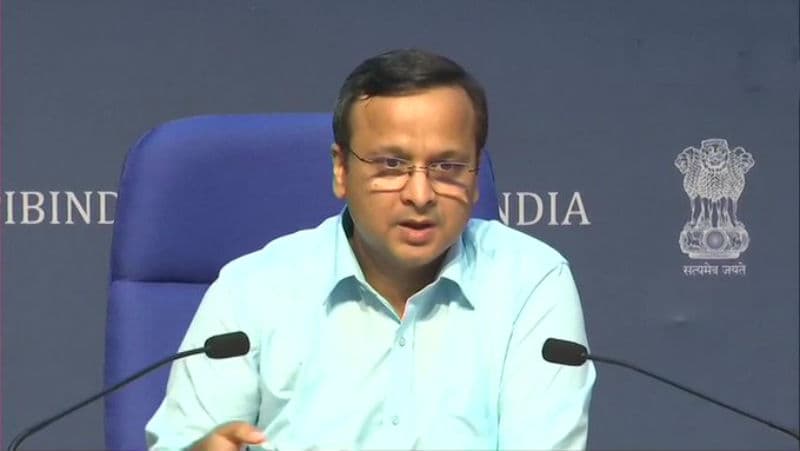 स्वास्थ्य मंत्रालय ने कहा, देश में कोरोना से मृत्यु दर काफी कम, हाइड्रोक्सीक्लोरोक्विन का इस्तेमाल जारी रहेगा