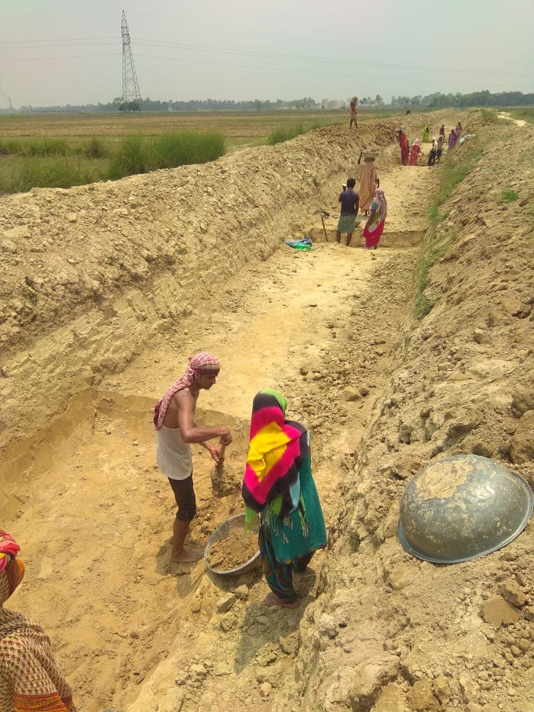 पटना जिला प्रशासन का दावा, बना ली गयीं हैं 143 आहर और 552 पइन