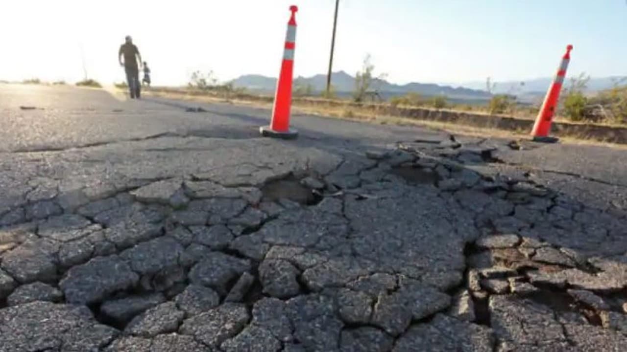 Earthquake: फिर कांपी धरती, जानें क्यों आता है भूकंप? भारत के इन राज्यों में सबसे ज्यादा खतरा