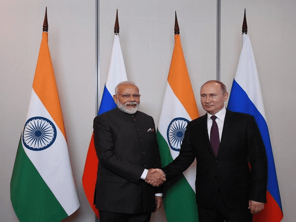 पीएम मोदी ने रूस के राष्ट्रपति पुतिन को किया फोन, जनमत संग्रह में जीत की बधाई दी