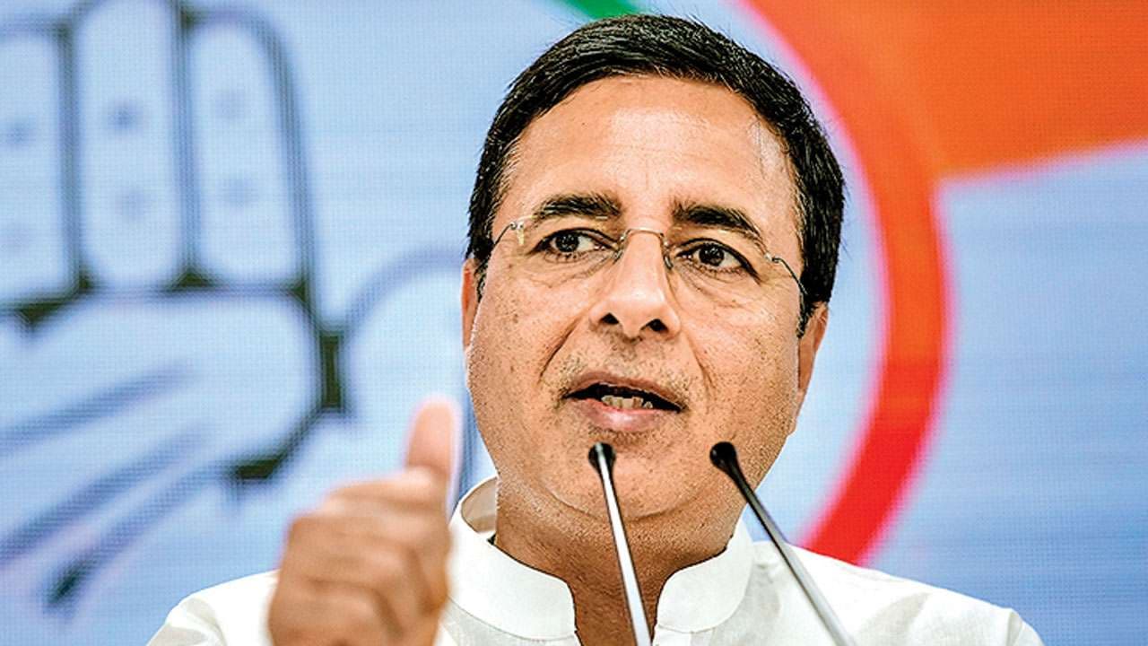 Rajasthan Update: कांग्रेस प्रवक्ता सुरजेवाला ने इस केंद्रीय मंत्री पर लगाये गंभीर आरोप, 2 विधायक पार्टी से निलंबित