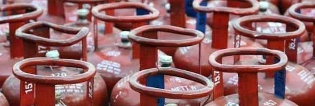 LPG Gas Cylinder : इंडेन का कंपोजिट गैस सिलेंडर लॉन्च, आग लगने पर नहीं होगा ब्लास्ट, मिलेंगी ये सुविधाएं