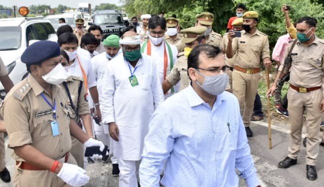 हिरासत में लिये गये किसानों से मिलने अयोध्या जा रहे प्रदेश कांग्रेस अध्यक्ष अजय कुमार लल्लू