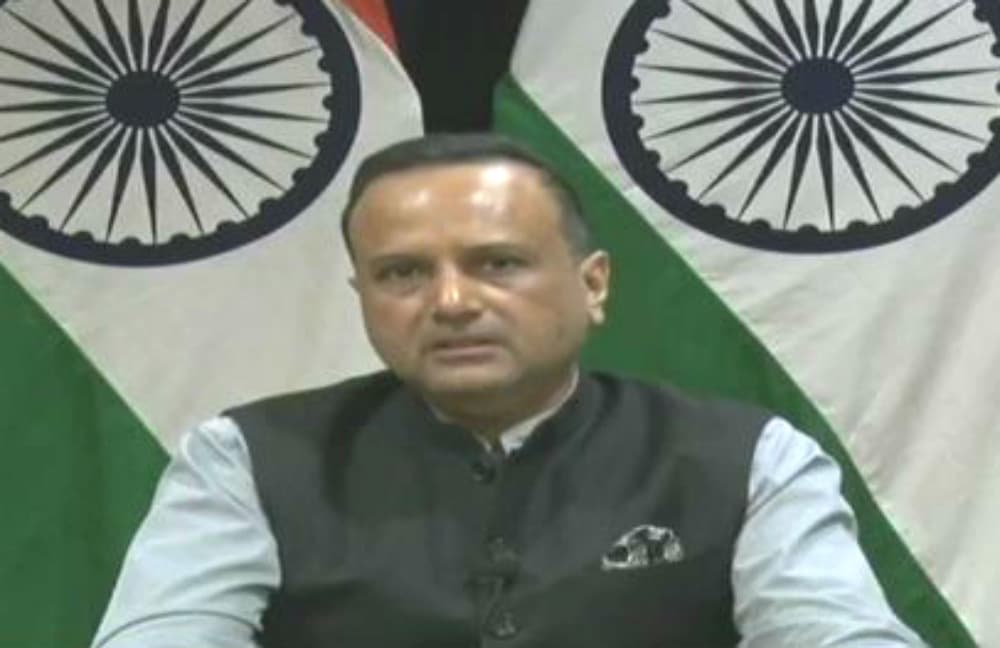 पुलवामा हमला: भारत ने पाक को फिर घेरा, कहा, आतंकियों का पनाहगार है पाकिस्तान