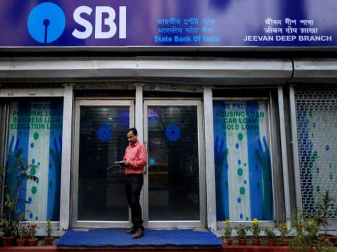 18 सितंबर से बदल जाएगा SBI  एटीएम से कैश निकालने का नियम, जानिए पैसे निकालने के लिए क्या करना पड़ेगा?